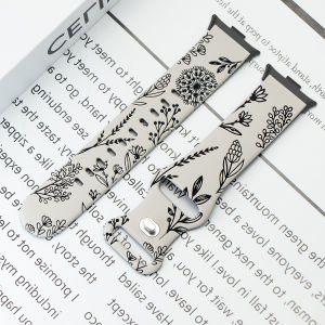Floral Engraved Band for Redmi Watch 6/5/4 Strap Silicone Carvings Bands for Xiaomi MiBand 9pro 8pro Smartwatch Bracelet Correas