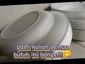 Piring Jago Painting Putih Banyak Manfaat Dimensi 22 cm