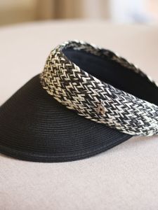 หมวกกันแดดแบบสวมหัวสไตล์ญี่ปุ่นสีบล็อกสำหรับผู้หญิงในช่วงฤดูร้อน กางเกงขาสั้นแบบระบายอากาศได้ดี กางเกงขาสั้นแบบสวมหัว PP หมวกกันแดดแบบสวมหัว