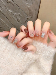 Cloud White Gradient Amber Hand-Worn Nail Fall and Winter Fancy Finished Nail Beauty 2024 New Year Fake Nail Patch