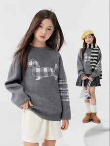 zosee | Áo Sweater Thiết Kế Chó Xúc Xích