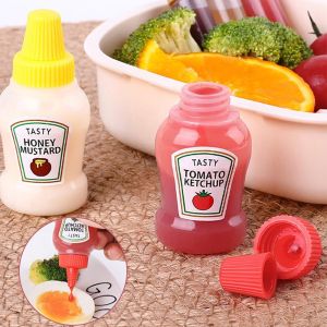 2pcs/set Mini Seasoning Sauce Bottle Portable Tomato Ketchup Bottle Salad Dressing Container for Bento Lunch Box Kitchen Jars