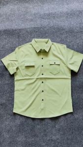 Kemeja pria slimfit lengan pendek baju hem cowok distro motif polos bahan crinkle premium warna sage