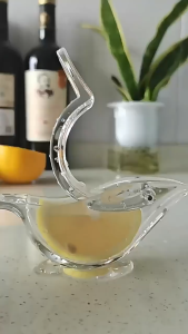 Alat Peras Buah / Alat Peras Air Sari Juice Buah Praktis Cepat / Manual Pemeras Jeruk Lemon