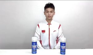 强效玻璃油膜净 Powerful glass oil film cleaning multi-function foam cleaner car home  前挡风玻璃强力去油污泡沫去油膜清洗剂 glass cleaner stain removing and descaling spray Glass Oil Film Remover 300ml powerful foam degreasing film cleaner for front windshield 大马现货 oil film去除污渍水印