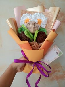 Crocheted flower Three mini tulip 2 daisies with box and lights. Flower bouquet gift with box
