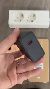Motorola 125W ultra fast charger USB-C PD3.0 QC4.0 power adapter for X50 Ultra Edge 50 Pro for Moto X40 X30 Pro