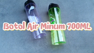 Botol Minum Sporty 700ml Plastik PET Aman Stylish & Praktis Tidak tahan panas