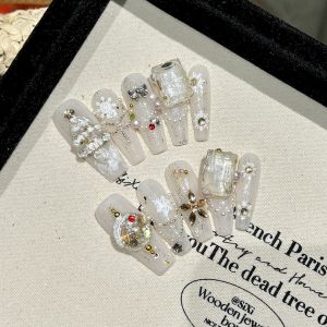 Luxurious Handmade Christmas Themed Nail Tips Pure White Moonlight New 2025 Elegant Wearable Fake Nails Adhesive Nail Art