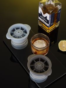 Whiskey Grade Silicone Ice Cube Mold Large Ball Shaped Kitchen Utensils for Home Use round Ball Ice Cubes Maker Tool