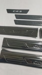 Ốp Bậc Cửa Nẹp Bước Chân Trong Ngoài Xe Mazda CX5 2026-2018 Chất Liệu Titan
