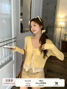 Patched and Tied V-Neck Summer Design Knitted Blouse