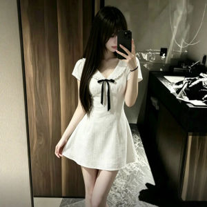 CHANGTONG | Stylish Waist-Shaping Skinny Mini Dress
