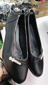 Elegant Women’s Black Wedge Pumps – Closed Toe Slip-On Office Shoes Formal Shoes/Casual Shoes For Ladies