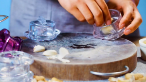 17 MILE Twist garlic box stirrer garlic press garlic puree garlic mash garlic masher kitchen creative worker