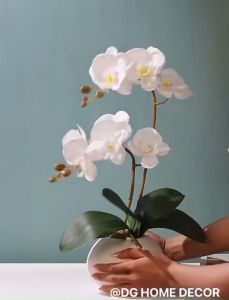 Chậu Hoa Lan Hồ Điệp Hoa Giả Cao 40cm Để Bàn Trang Trí Phòng Khách Nhà Hàng Khách Sạn Sang Trọng DC-258