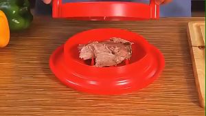 Chicken Shredder ShredMachine Meat Tool with Handles and Non-Skid Base for Ground Beef Pulled Pork and Chicken (Red)