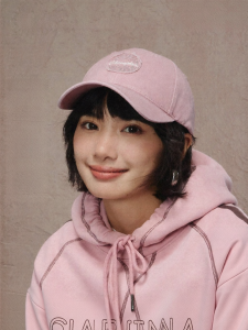 Champion | Retro Logo Patch Distressed Baseball Cap