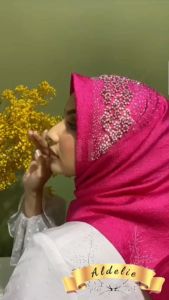 Jilbab Segi Empat Motif Mewah Import Swarovski Premium Model Terbaru Bahan Gliter Kilat
