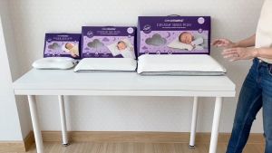 หมอนเด็กแรกเกิด รุ่น Pram Pillow (0m+) คุณภาพและความสวยงามสูง อยู่ในรายการ "ClevaMama หมอนเด็ก
