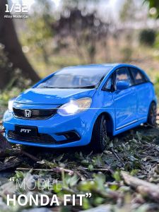 HUIYAO | 1:32 Scale Metal Car Model with Steering and Shock Absorption 6-Opening Feature