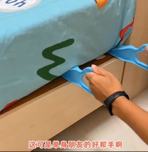 Mattress Lifter Tool Bed Making Wedge Elevator Handy Tool Bedsheet Tucker Bed Maker