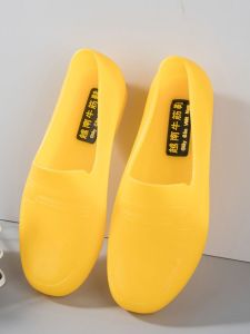 Giày Cao Su Nam Chống Trượt Chống Thấm Nước Đế Bằng Màu Vàng Bảo Hộ Lao Động Giày Làm Việc Giày Đi Mưa Giày Cao Su