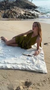 VIVIAN Top - OLIVE (เฉพาะเสื้อ)