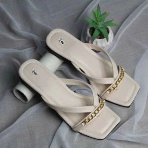 Sandal Teplek Jepit Mewah Elegan Cocok untuk ke Pesta