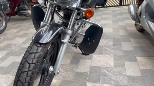 Cặp chắn bùn Suzuki GZ150A màu đen nhám