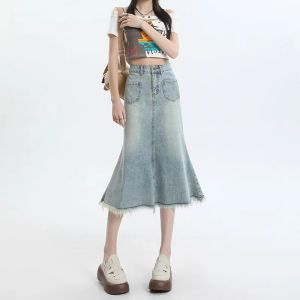 Light Color Retro Raw Edge Denim Mermaid Dress Womens 2024 Spring/Summer New Arrival High Waist Slim Looking Small Mid-Length Skirt