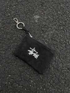 กระเป๋าใส่เหรียญขนาดเล็กปักโลโก้คลาสสิกโดย STUSSSY Clean Fit วัสดุผ้าใบสไตล์ย้อนยุคเหมาะสําหรับผู้ชายและผู้หญิง