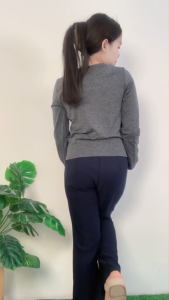 ชุดเซ็ตสองชิ้น  เสื้อถัก ทรงเข้ารูป ใส่แล้วสวย