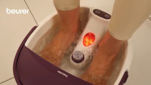 Beurer Bubble Foot Bath Spa FB21 – Water Tempering Vibration Massage & Pedicure Attachments for Relaxation