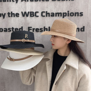 ชายหาดพักผ่อนช่วงฤดูร้อนหมวกฟางผู้หญิงหมวกบังแดดตัวอักษรพลอยเทียมหมวกทรงอังกฤษบุคลิกพื้นเรียบหมวกบังแดดย้อนยุค