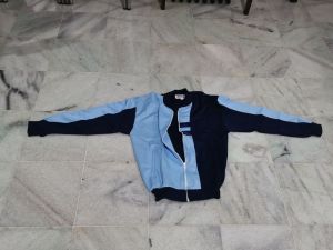 Jaket olahraga pria UK M