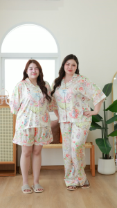ชุดนอน Muslin Pajamas Silk Satin รุ่น Wonderland Whimsy (W2183 V2183) |ชุดนอนชุดเที่ยวชุดนอนผู้หญิง