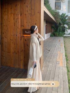 Chân Váy Dài Ngang Eo Màu Be Nhẹ Nhàng và Thanh Lịch cho Nữ