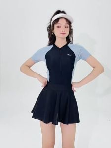 ชุดว่ายน้ำหสองชิ้นรวบรวมบิกินี่นักเรียนสบายๆชุดว่ายน้ำ สตรี พื้นฐาน 8130 แฟชั่นเพื่อกระชับความสวยงาม