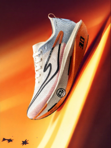 Erke | Full-Length Carbon Plate Marathon Racing Running Shoes