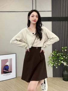 Bộ Váy Ngắn Có Mũ Trùm Đầu + Áo Ba Lỗ + Váy Dây Hai Mảnh Cỡ Nhỏ Ngọt Ngào Mùa Thu 2025 Bộ Váy Ngắn Chữ a Dài Tay