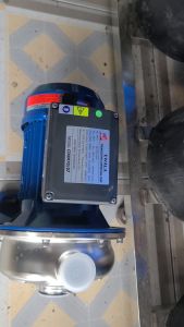 Bơm nước 550w Hãng Ewara. Model - CDXM 70/07