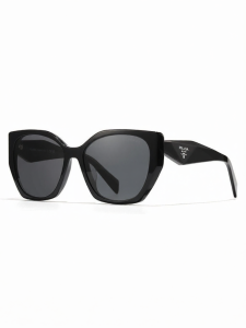 Prada | Cat-eye Retro Street Snap Sun Glasses