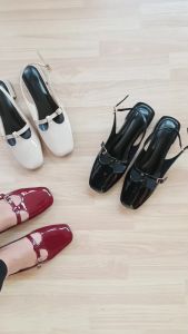 Queenza Kyo Flat Wanita Sepatu Sandal Formal Empuk Tinggi 2 Cm Glossy Sol Empuk