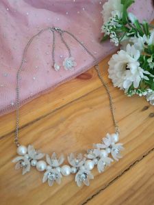 kalung hijab / pearl choker necklace premium