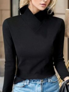 เสื้อยืดคอกลมแขนสั้นทรงสลิมฟิต สีพื้น คอกลมสูงครึ่งตัว เสื้อยืดผู้หญิง แฟชั่นฤดูร้อน สไตล์สตรีท เสื้อผ้าทำงาน