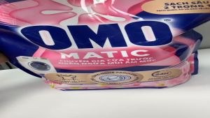 Nước giặt Omo Matic chuyên gia cửa trước ngăn ngừa mùi ẩm mốc TÚI 2.8KG