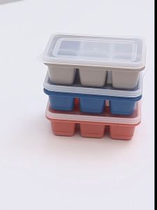 Cetakan Es Batu 6 Sekat Dengan Tutup / Cetakan Es Batu Kotak Food Grade
