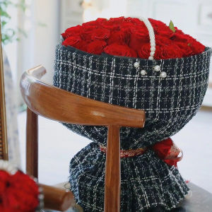 Cotton Floral Patterned Gift Wrapping Paper for Flower Bouquets Strawberry Design Popular in Florists Korean Style Packaging Paper