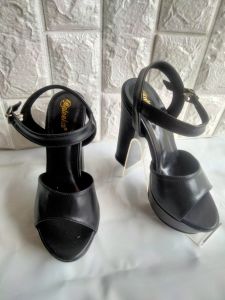 sepatu high heels wanita terbaru tinggi 13cm